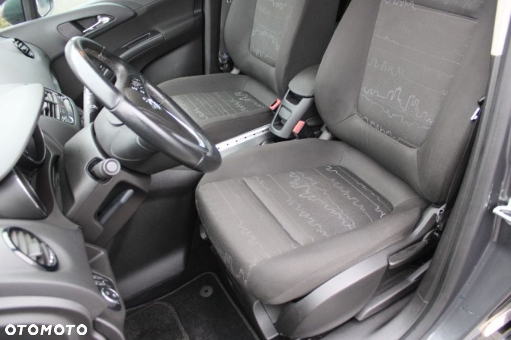 Opel Meriva - 33