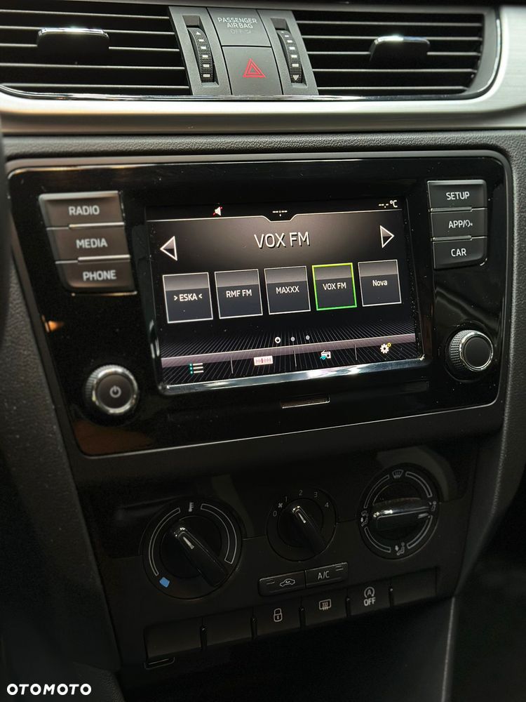 Skoda RAPID 1.0 TSI Ambition - 11