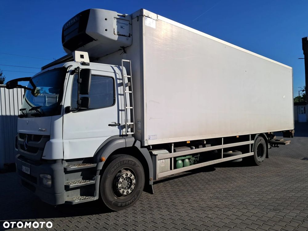 Mercedes-Benz AXOR 1828 - 3