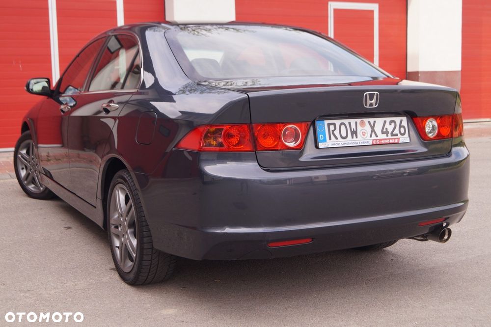 Honda Accord 2.0 i Sport - 12