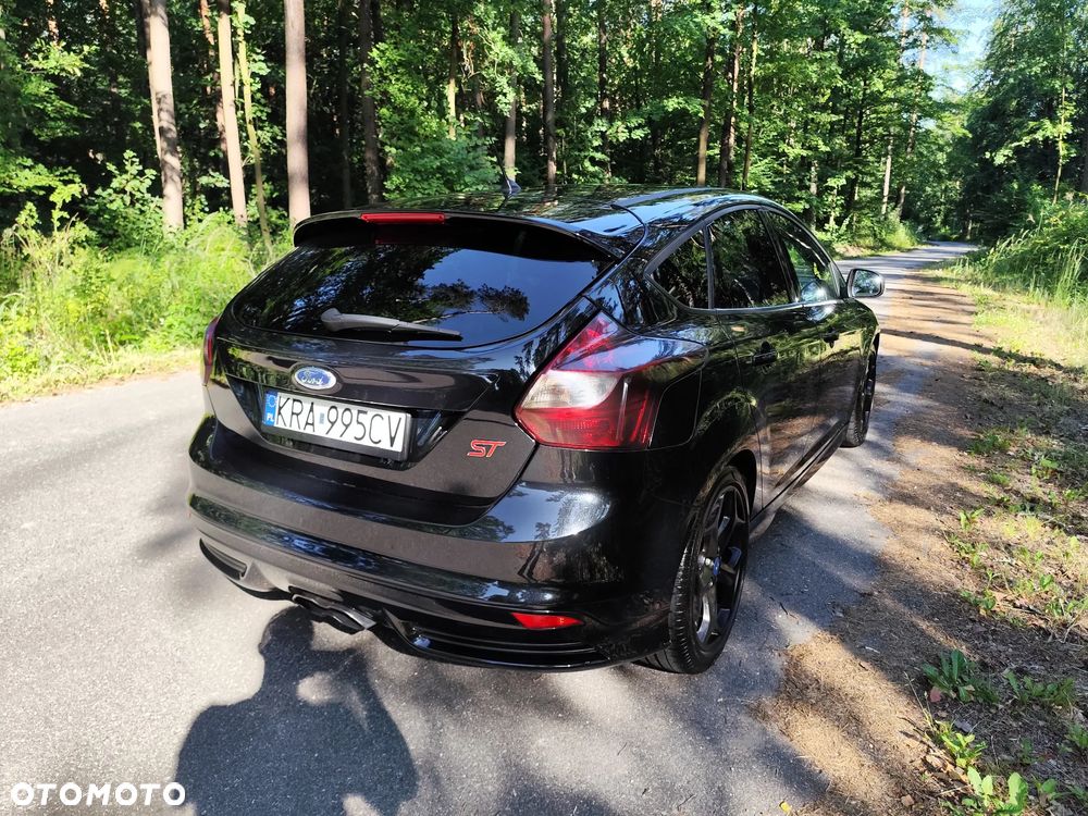 Ford Focus 2.0 EcoBoost ST - 5