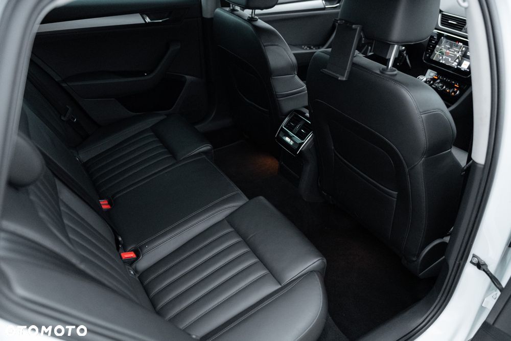 Skoda Superb 2.0 TDI L&K - 34