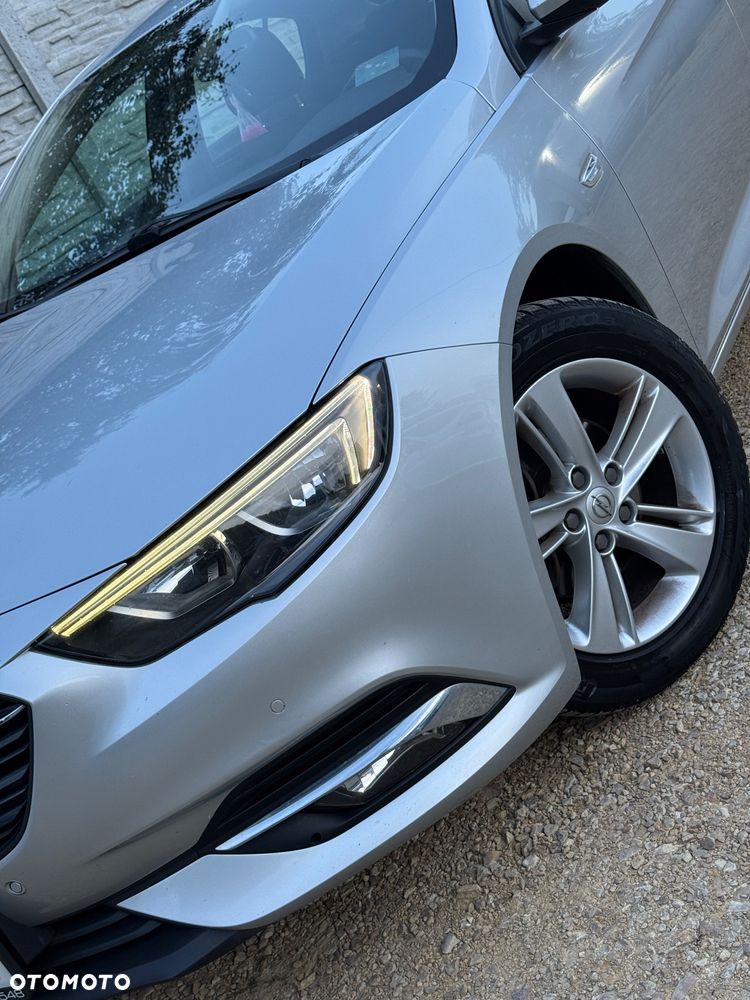 Opel Insignia 1.5 T GPF Enjoy S&S - 18