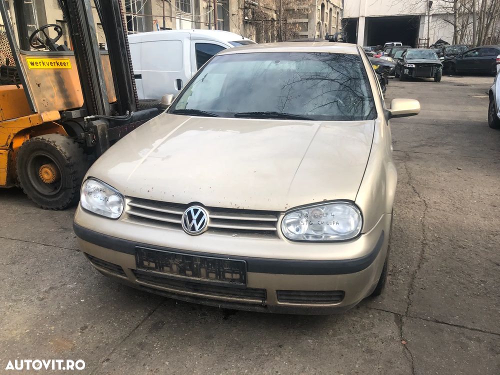 Bara fata VW Volkswagen Golf 4 bej auriu 2001 - 5