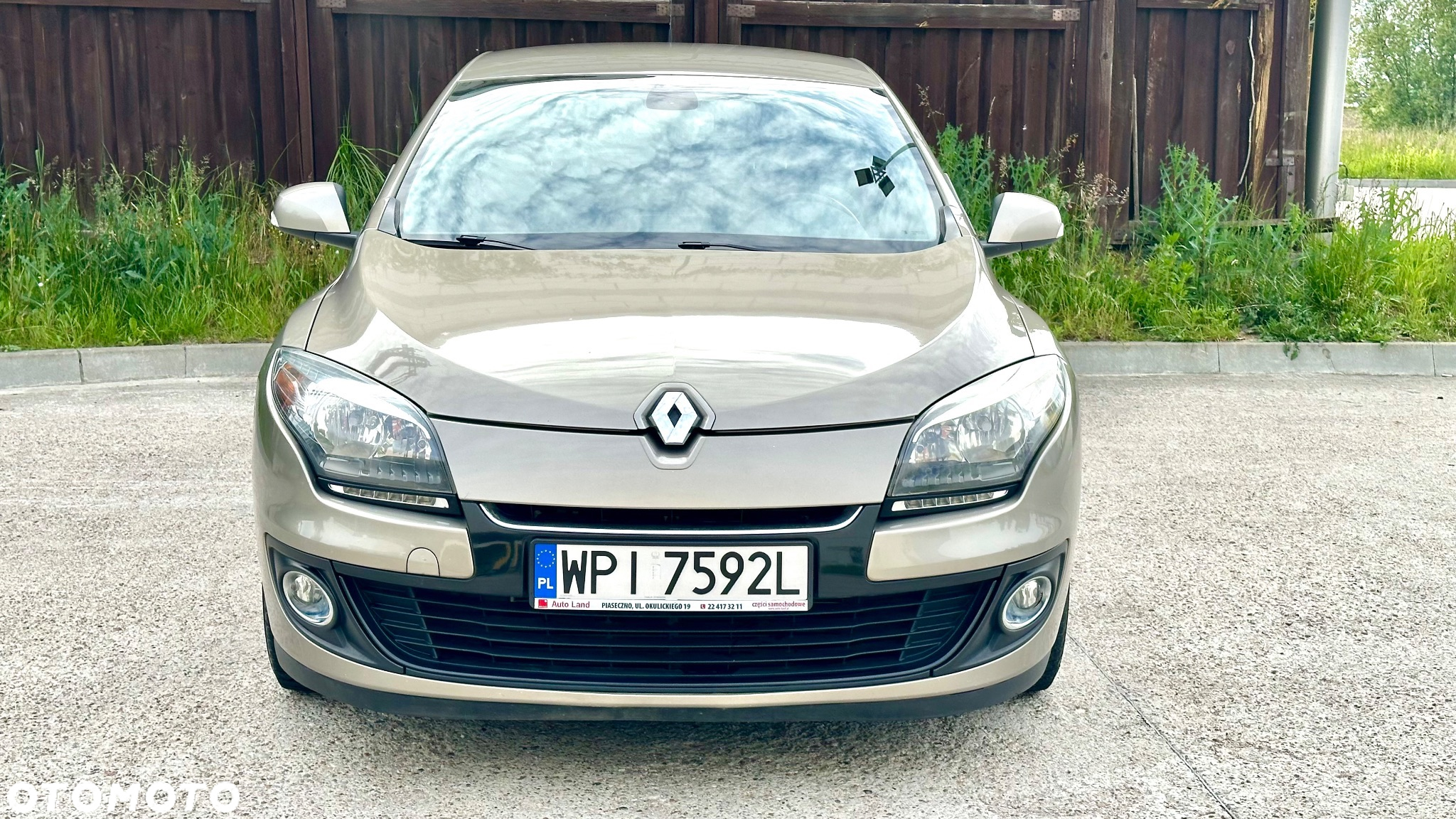 Renault Megane Grandtour ENERGY TCe 115 Start & Stop Bose Edition - 8