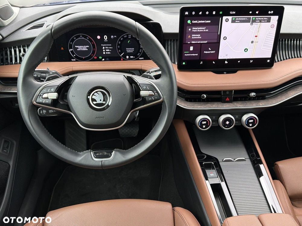 Skoda Superb 2.0 TDI SCR 4x4 L&K DSG - 17