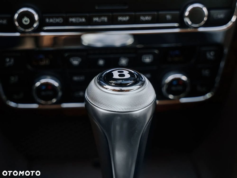 Bentley Continental GT - 16