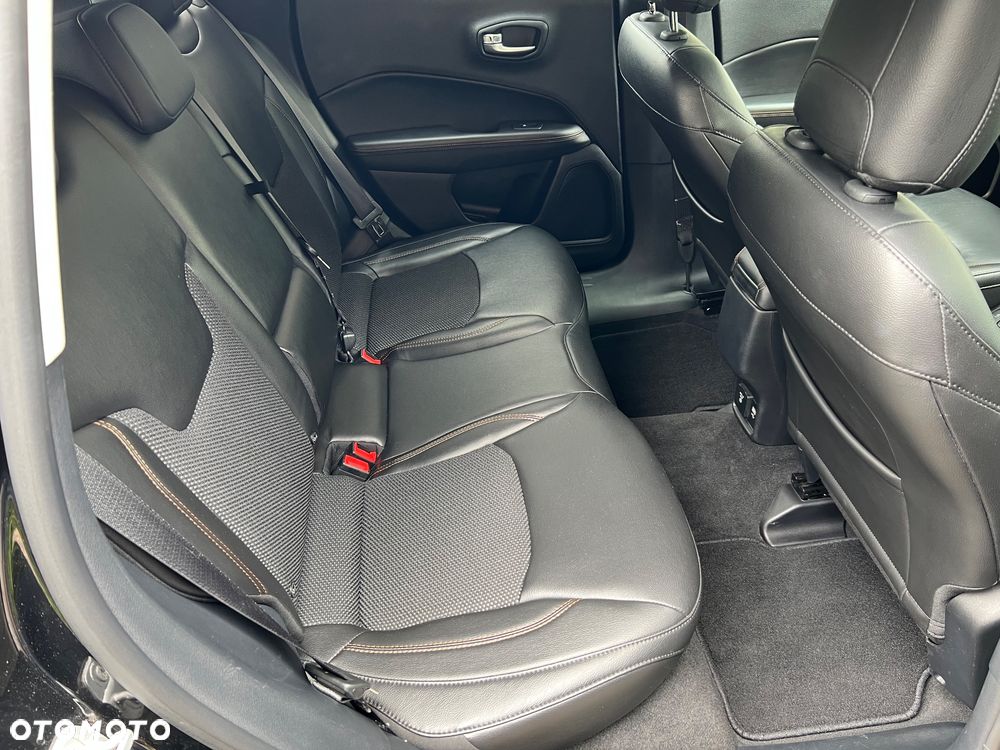 Jeep Compass 1.4 MultiAir Limited - 21