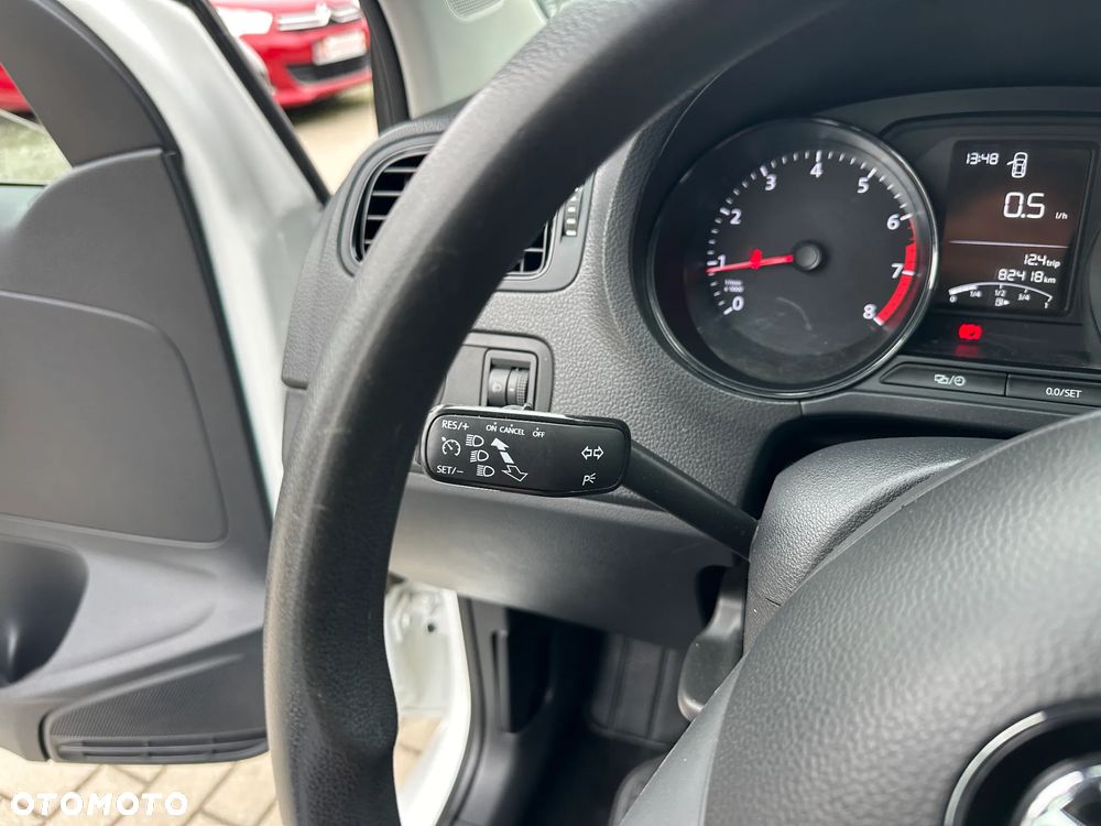 Volkswagen Polo - 10