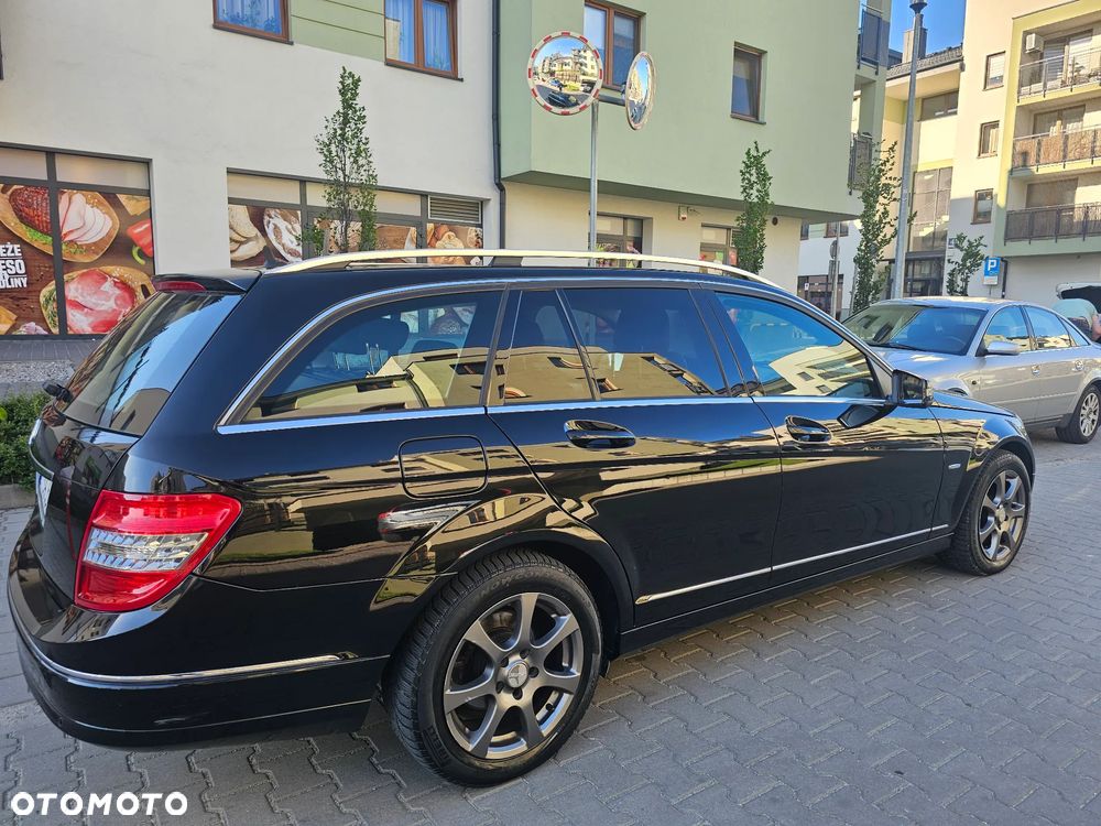 Mercedes-Benz Klasa C 180 BlueEFFICIENCY Avantgarde - 4