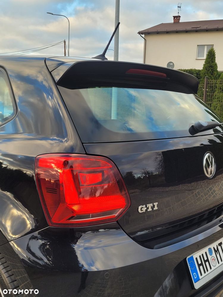 Volkswagen Polo 1.8 TSI BMT GTI - 17