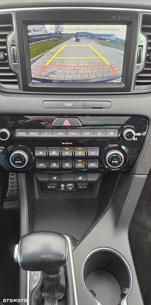 Kia Sportage 2.0 CRDI AWD Dream-Team Edition - 27