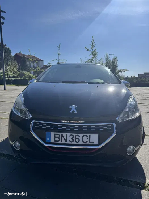 Peugeot 208 GTI 200 THP - 3