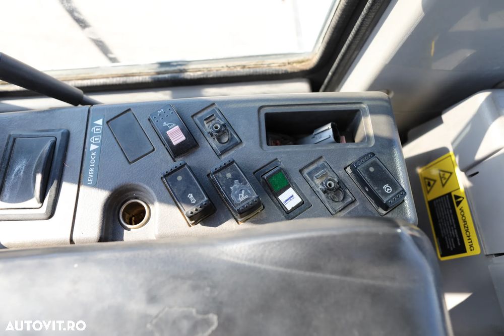Hitachi Isuzu AH-6HK1X - 19