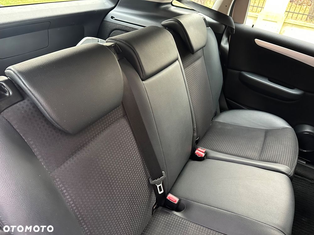 Mercedes-Benz Klasa B - 11