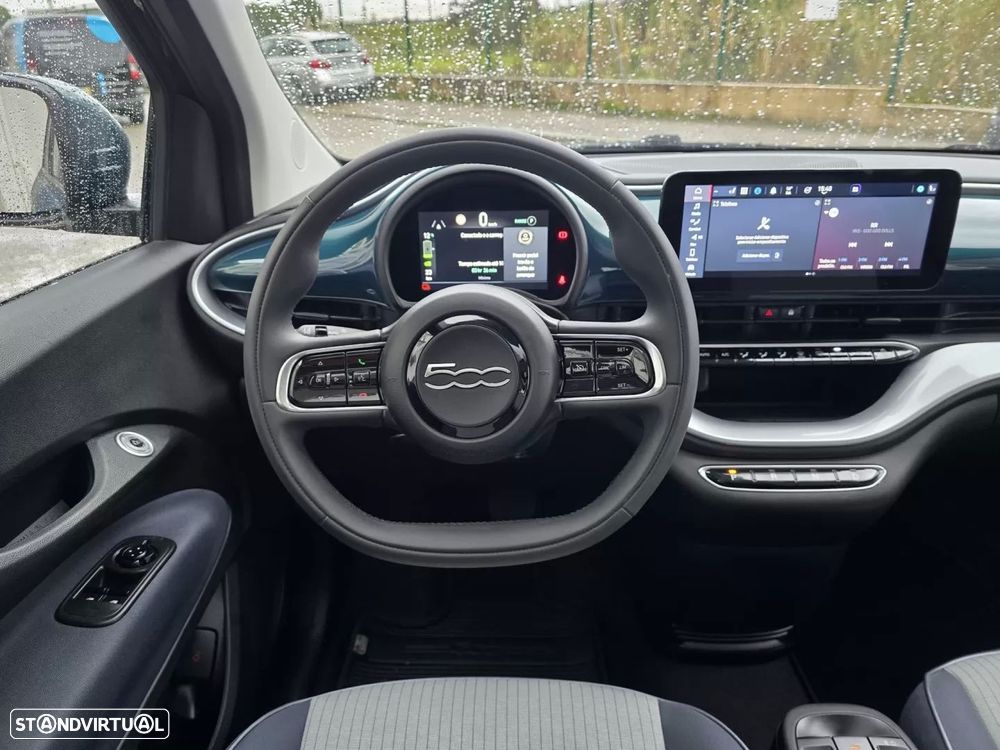 Fiat 500e 3 + 1 Icon - 11