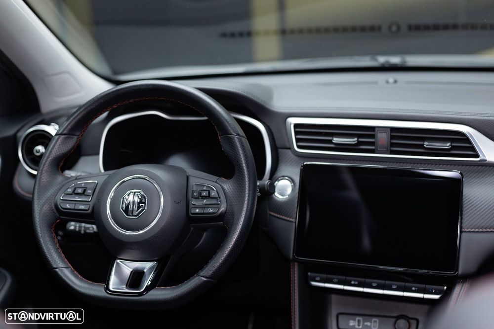 MG ZS EV 72.6 kWh Luxury - 24