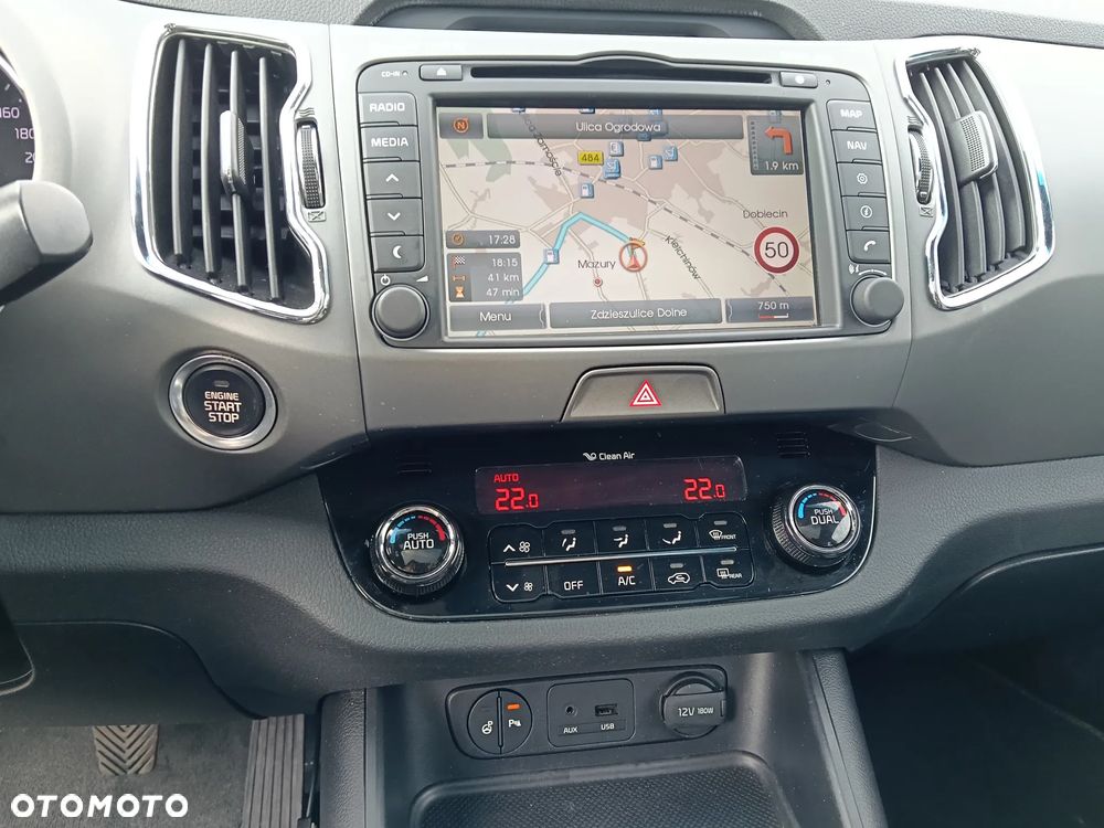 Kia Sportage 2.0 CRDI L AWD - 11