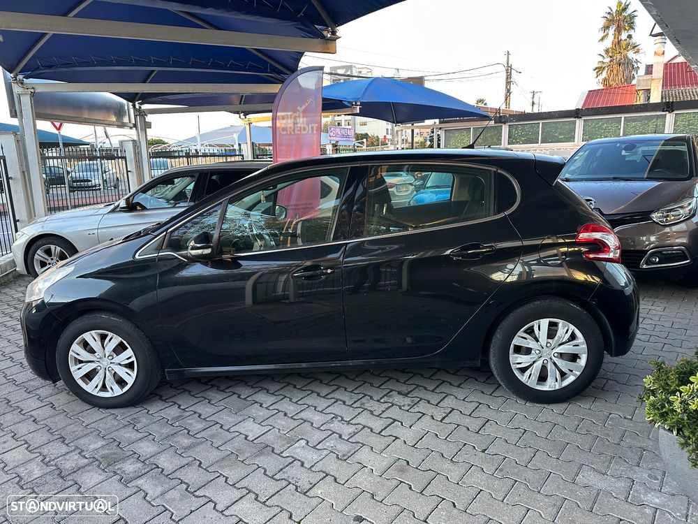 Peugeot 208 1.6 e-HDi Allure 95g - 12