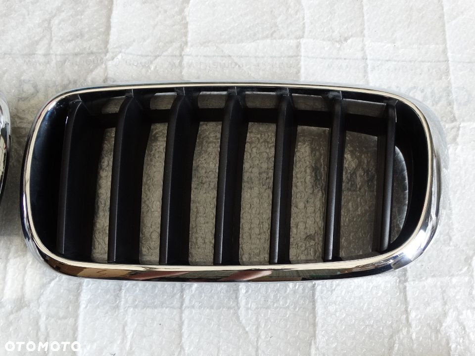 BMW F15 X5 Kratka Nerka Atrapa Grill Lewa + Prawa Czarna + Chrom 7316075 7316076 7316053 7316054 - 11