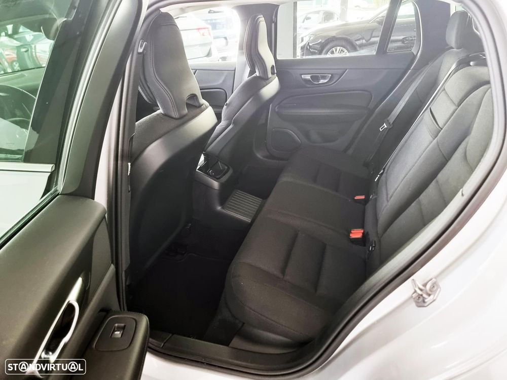 Volvo V60 2.0 T6 AWD TE Inscription Expression - 16