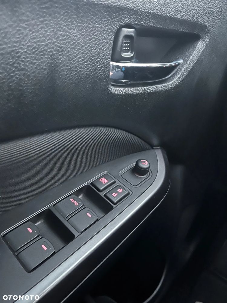 Suzuki Vitara 1.0 Boosterjet Premium 2WD - 15