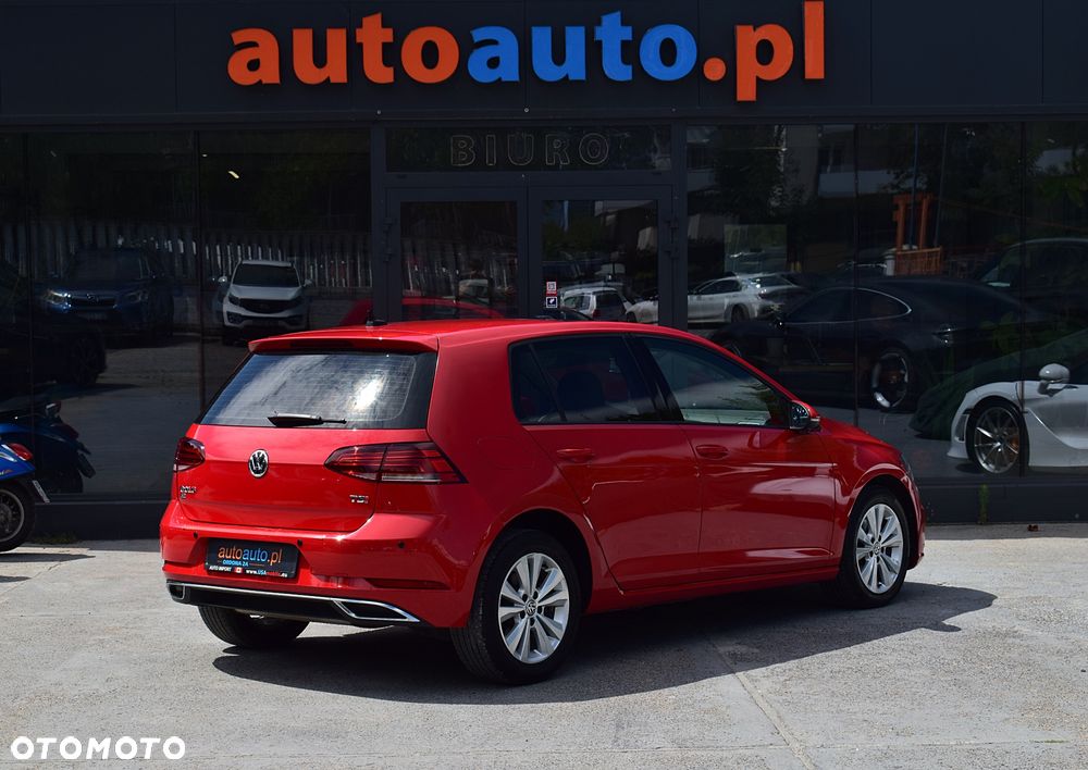Volkswagen Golf - 20
