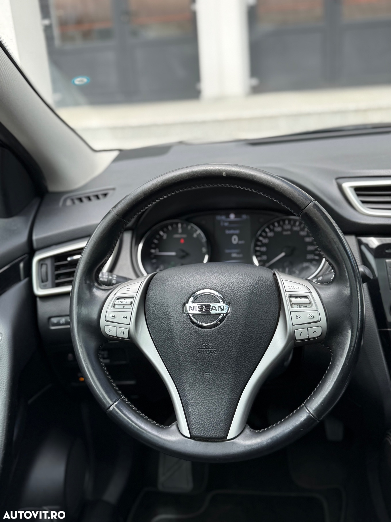 Nissan Qashqai 1.5 DCI N-Connecta - 19