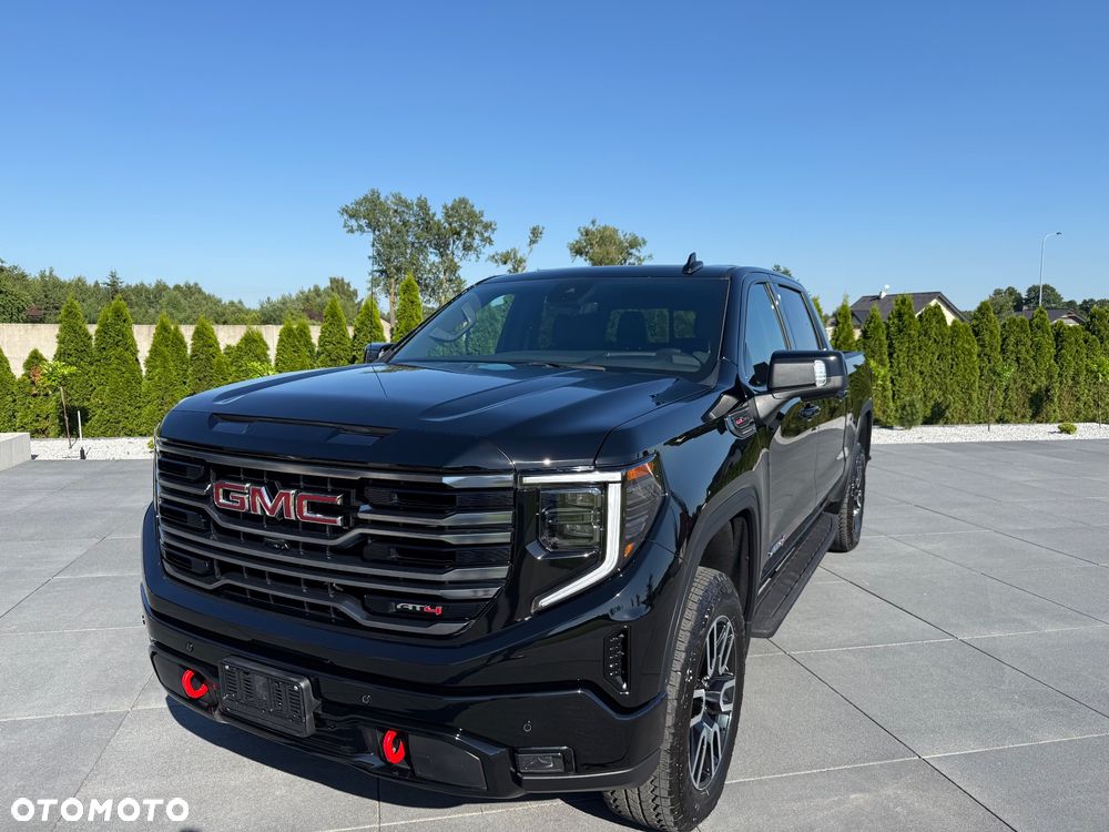GMC Sierra - 3