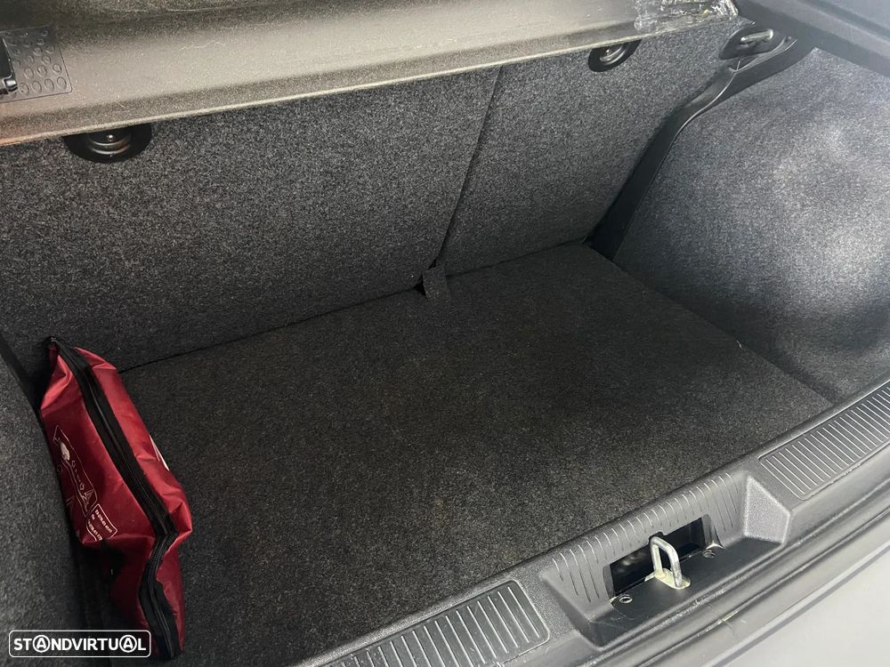 Fiat Punto 1.3 M-Jet Easy S&S - 11