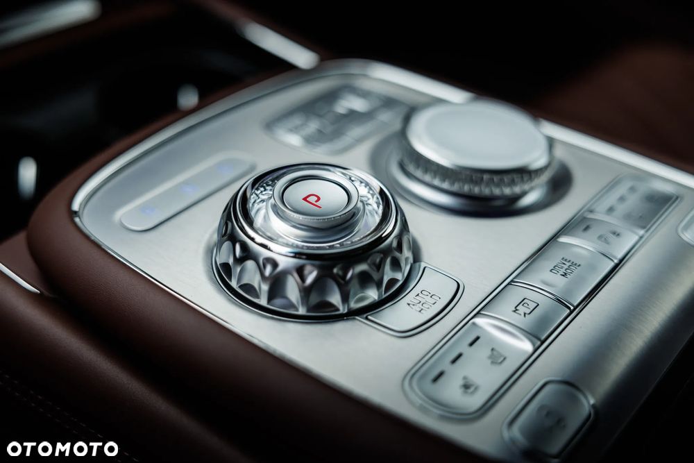 Genesis G90 3.5T V6 AT8 SWB Luxury Plus - 21