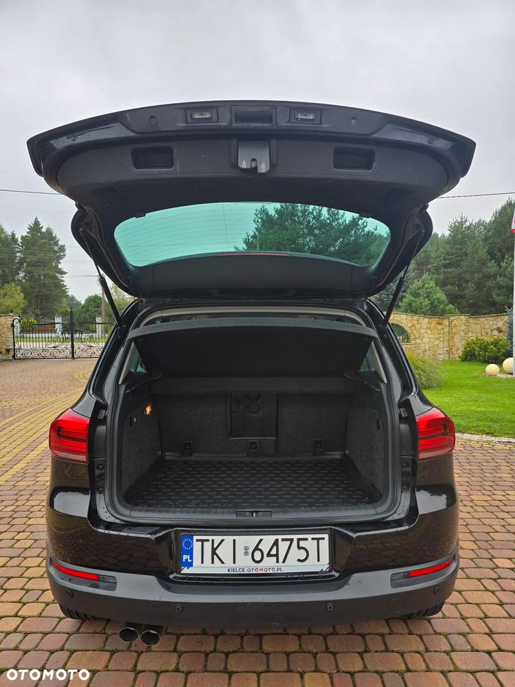 Volkswagen Tiguan 2.0 TDI 4Mot Perfectline R-Style DSG - 32