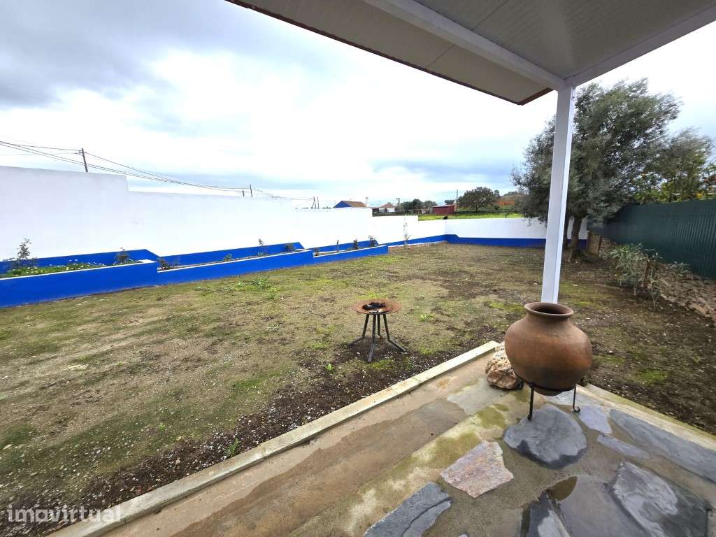 Moradia T1, com um espaço exterior, muito perto da praia Fluvial Az... - Grande imagem: 3/13