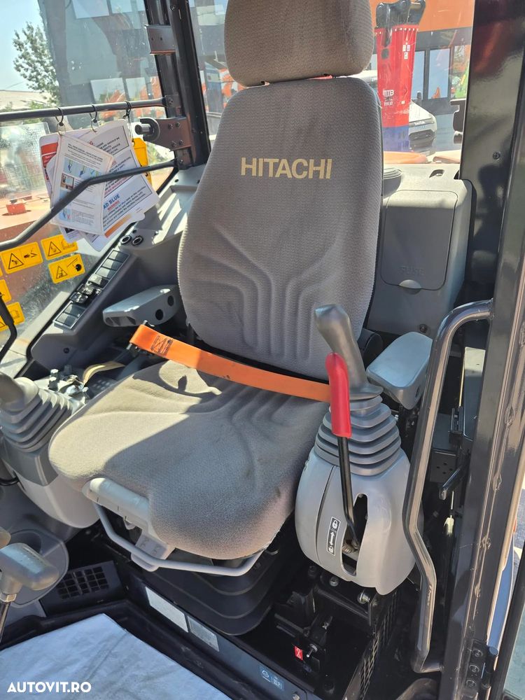 Hitachi ZX85-6, 2022, 2.787h, CUPLA RAPIDA HIDRAULICA+3 cupe NOI, adanc sapare 5m, latime 2,3m, senile cauciuc 80% ok doar 444h deplasare, inst picon pe brate, aer cond, camera spate, scaun incalzit, LAMA NIVELARE, Masa 8,5t, leasing, PROMOTIE 62.900Eur+Tva - 30