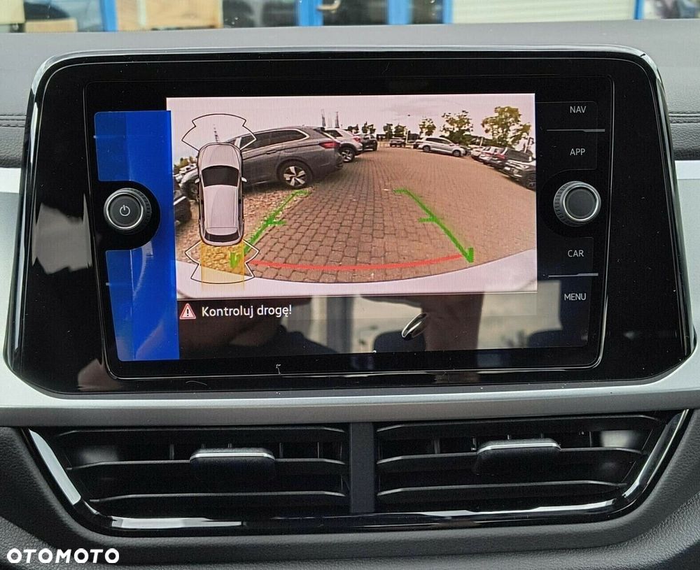 Volkswagen T-Roc - 21