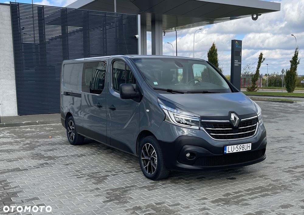 Renault Trafic 2.0 Long BRYGADÓWKA 6 osobowy - 31