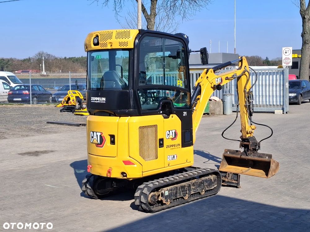 Caterpillar 301.8 - 4