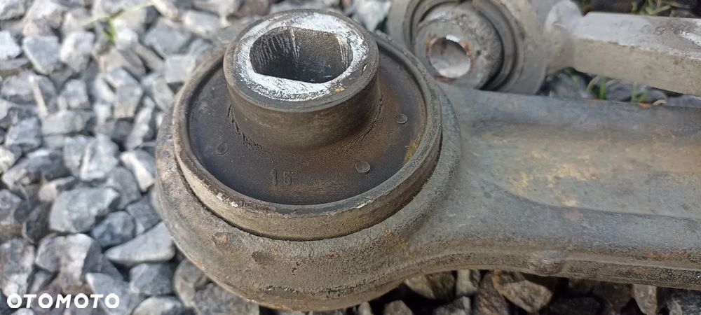 MERCEDES W211 WAHACZ PRZEDNI PROSTY PRAWY LEWY - 2
