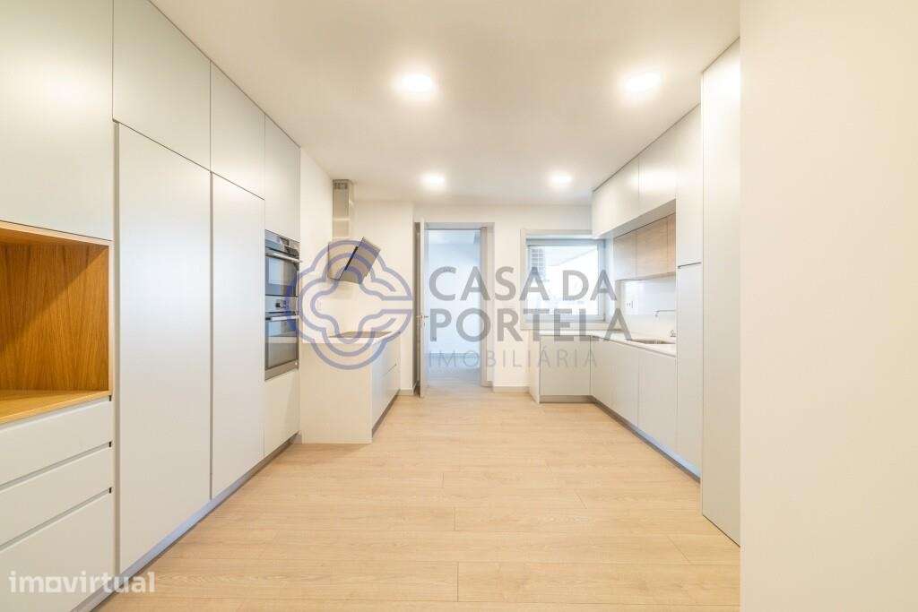 Apartamento T4 c/ 4 suites - Rua da Constituição - Grande imagem: 4/30