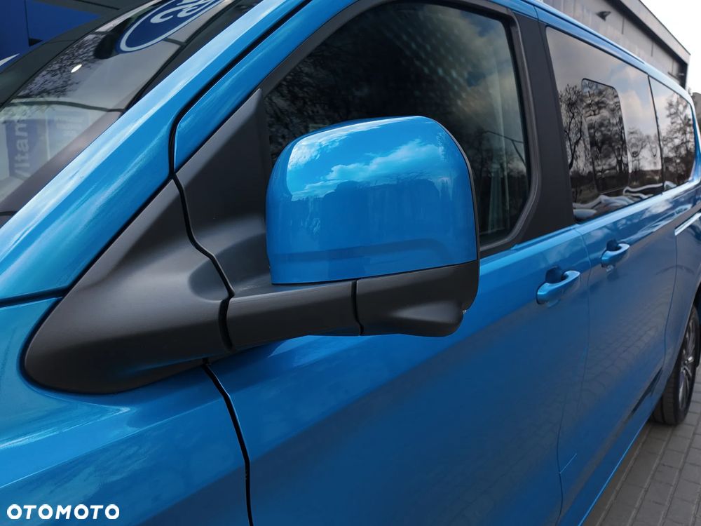 Ford Tourneo Custom 2.5 PHEV CVT 340 L2 Titanium X - 19