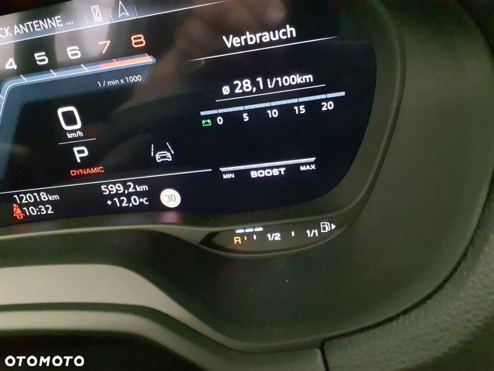Audi SQ2 - 22