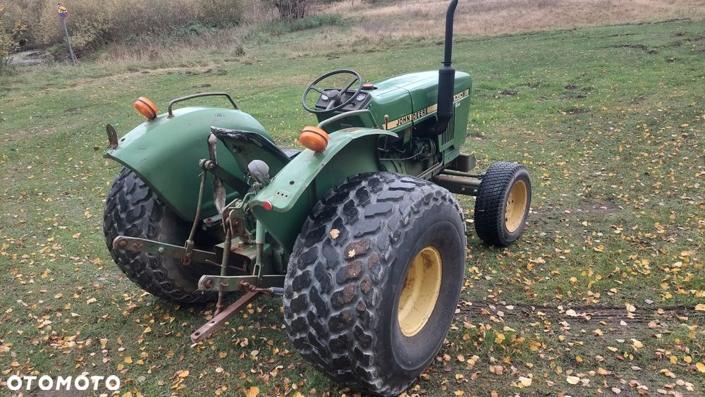 John Deere 1050 - 12