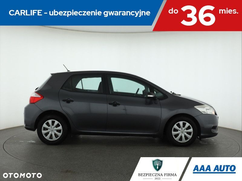 Toyota Auris - 8