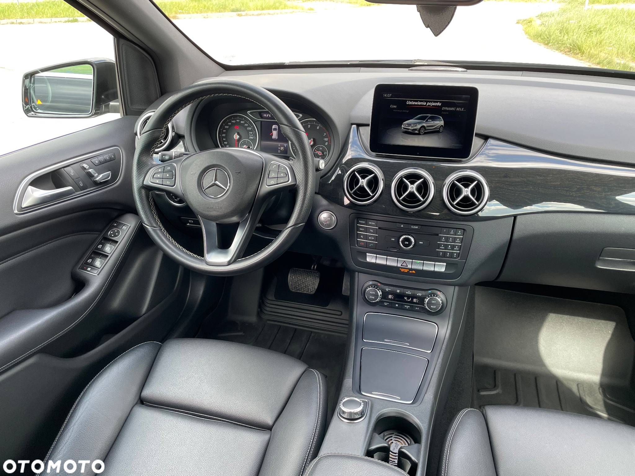 Mercedes-Benz Klasa B 250 4-Matic Style - 19