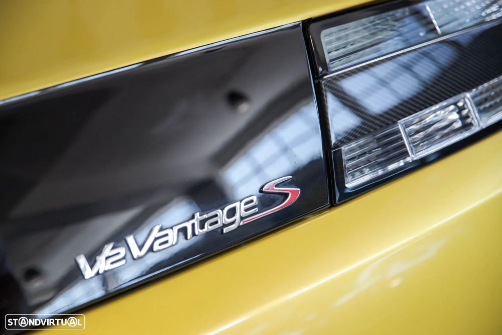 Aston Martin Vantage Coupe V12 S Sportshift 3 - 9