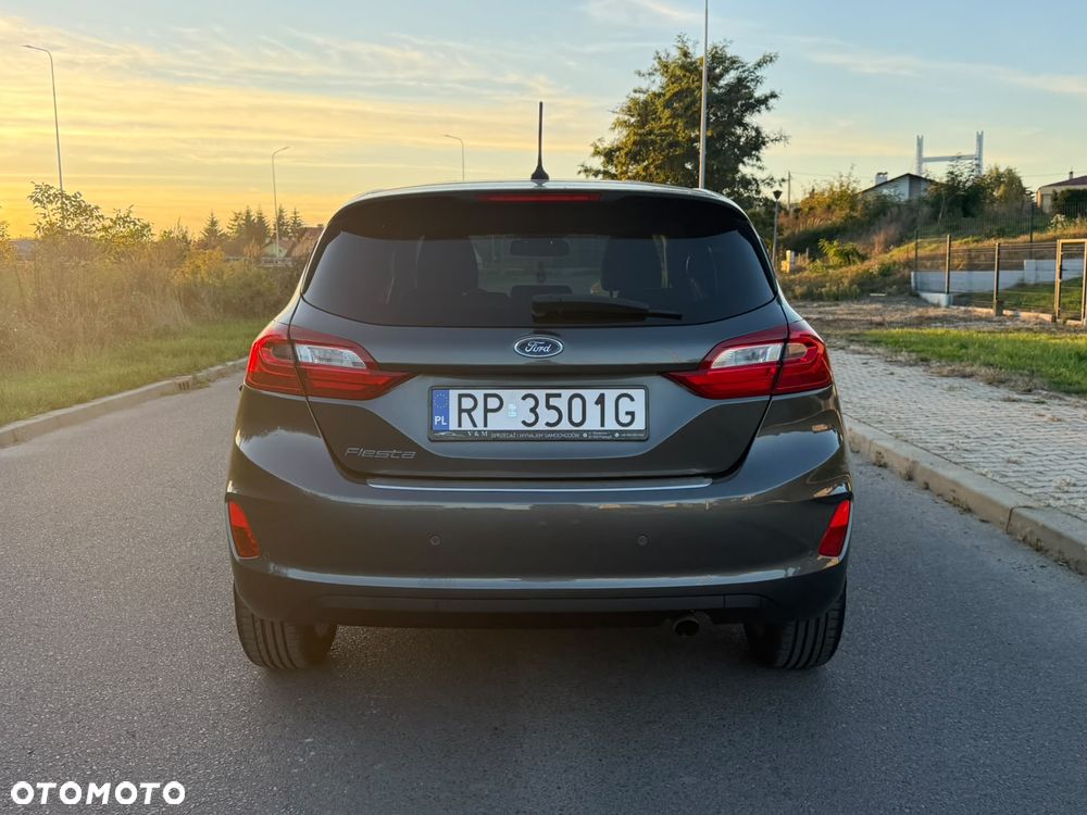 Ford Fiesta - 27