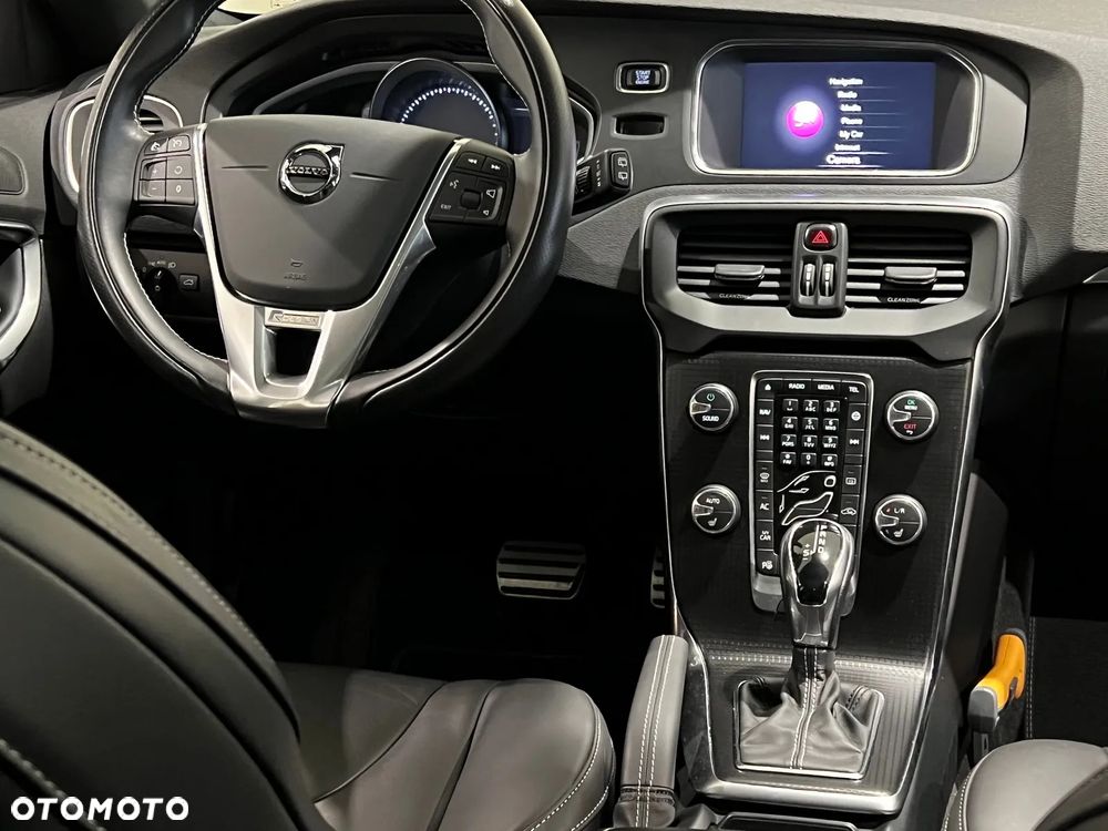 Volvo V40 - 8