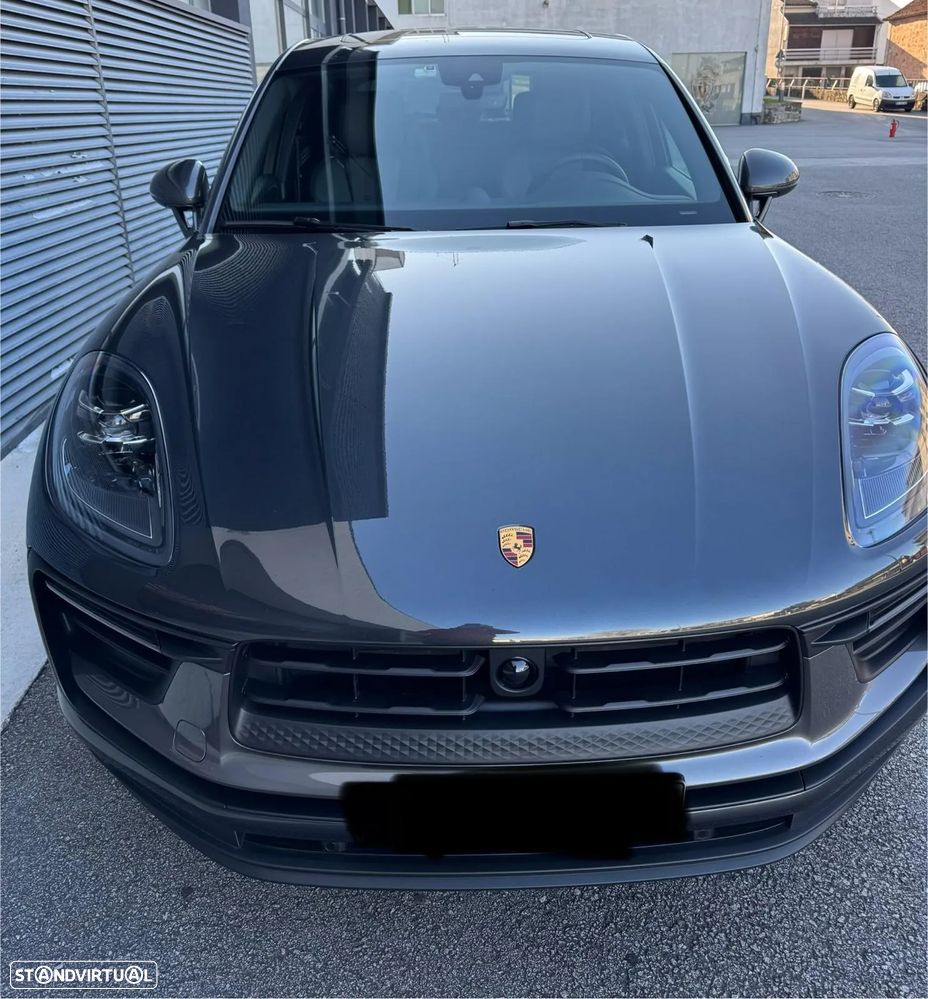 Porsche Macan T - 2