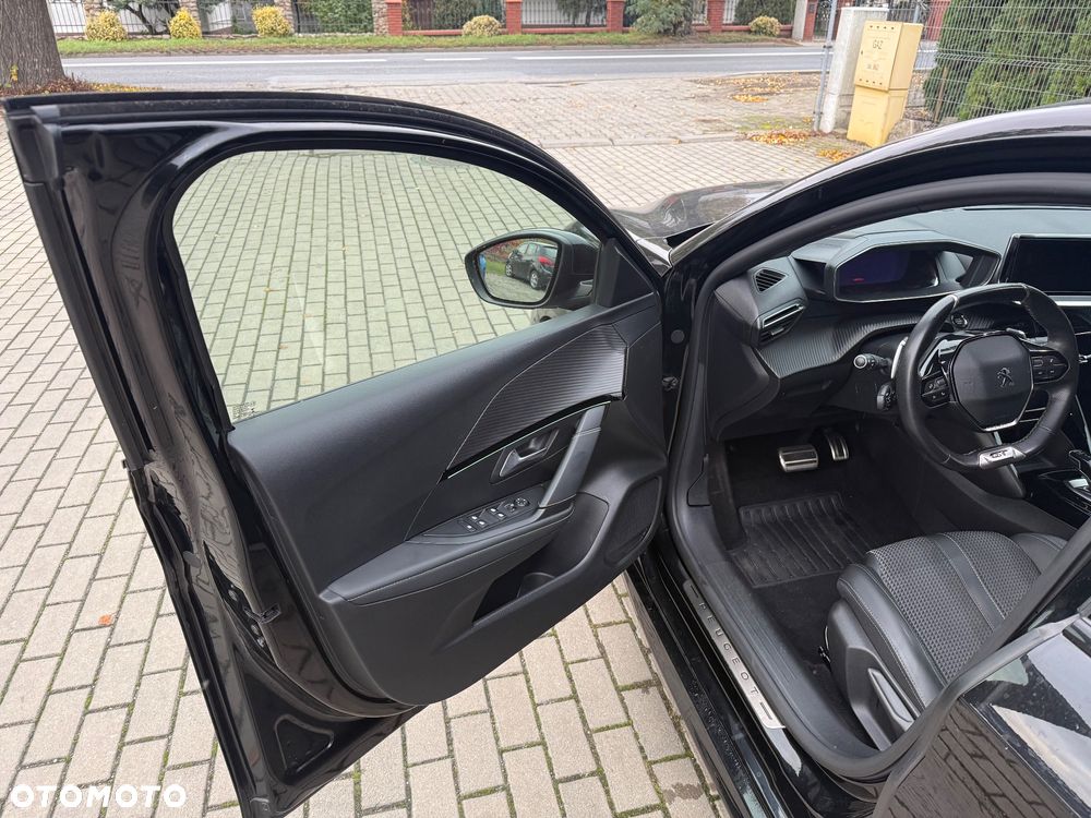 Peugeot 208 1.2 PureTech GT S&S EAT8 - 19