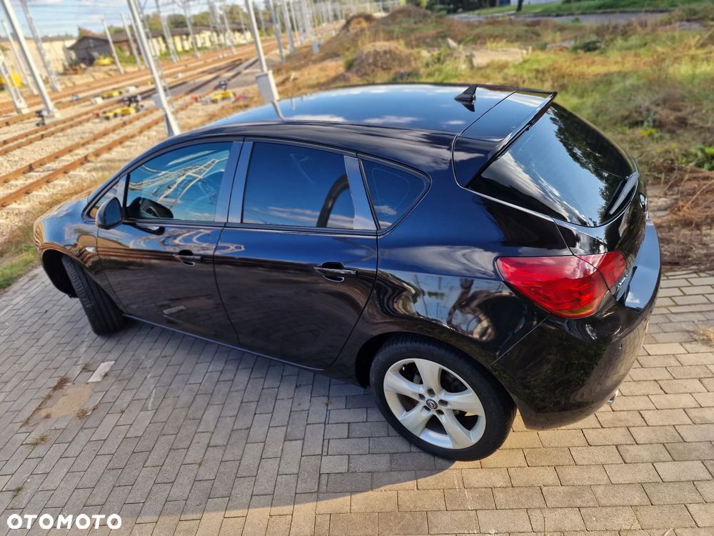 Opel Astra 1.4 Turbo Sport - 5
